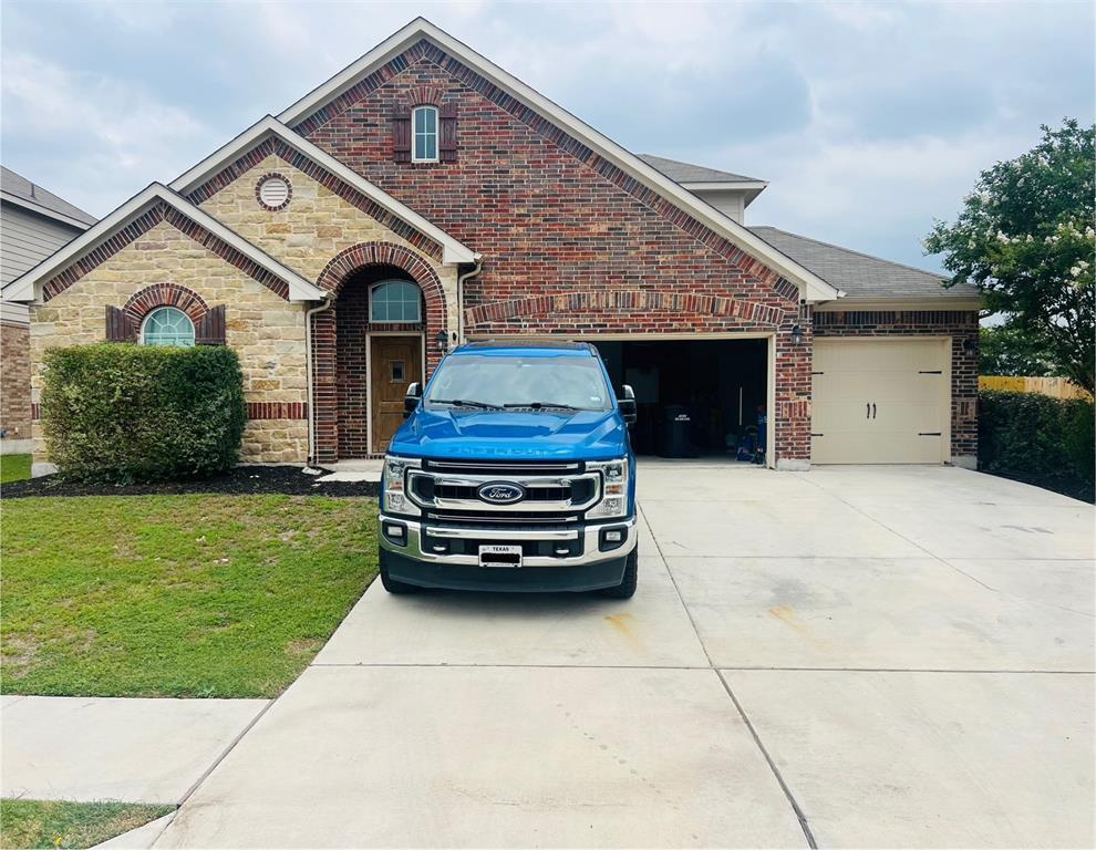 Primary Photo - 100 Plantain Dr