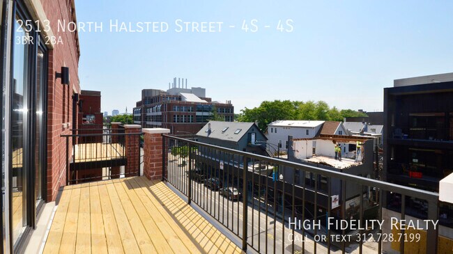 Building Photo - 2513 N Halsted St