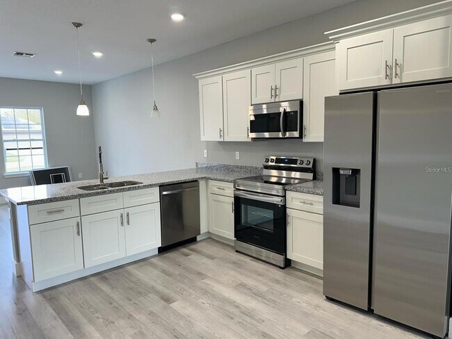 Foto del edificio - 439 Albatross Ct