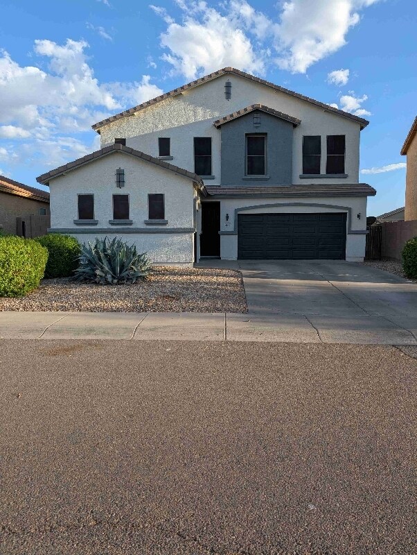 Primary Photo - 10009 W Albeniz Pl
