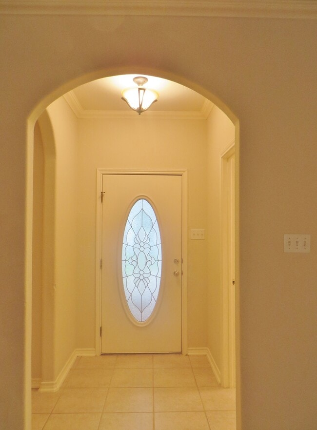 Building Photo - 117 Pecos Ct