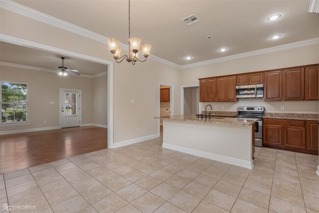 Building Photo - Half off the first month rent!! Like New C...