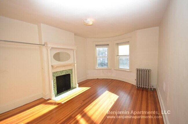 Foto del edificio - 1394 Commonwealth Ave