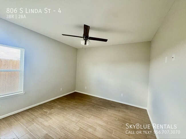 Foto del edificio - 806 S Linda St