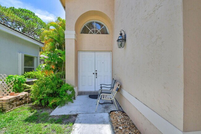 Building Photo - 8332 Bermuda Sound Way