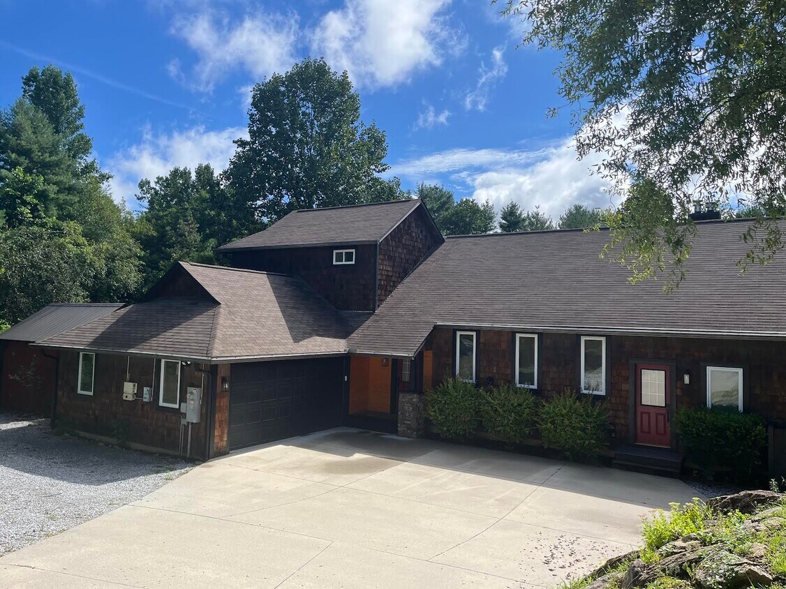 Foto principal - 12 Hidden Knoll Dr