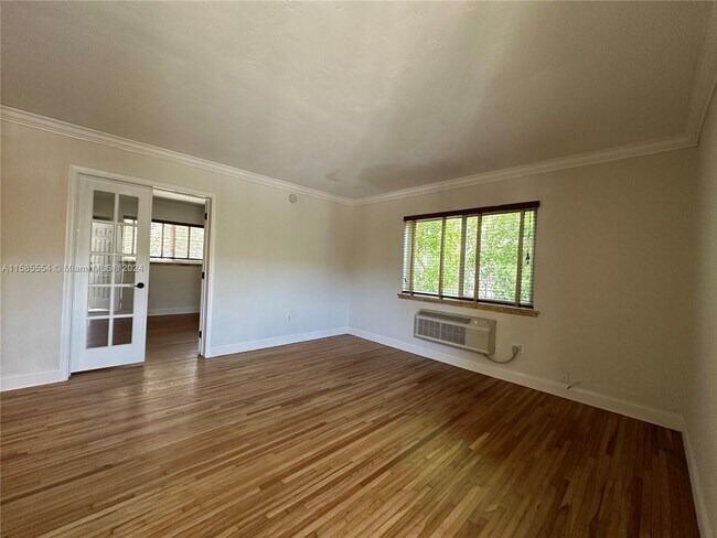 Building Photo - 35 Antilla Ave