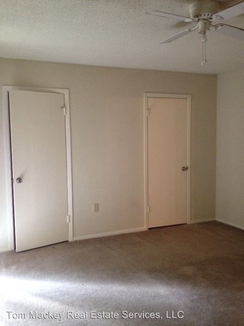 Building Photo - 5213 Everett Ln