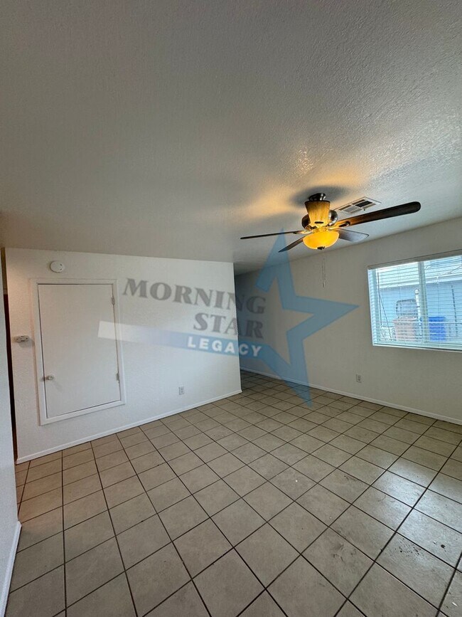 Foto del edificio - Cute 2-Bedroom Duplex