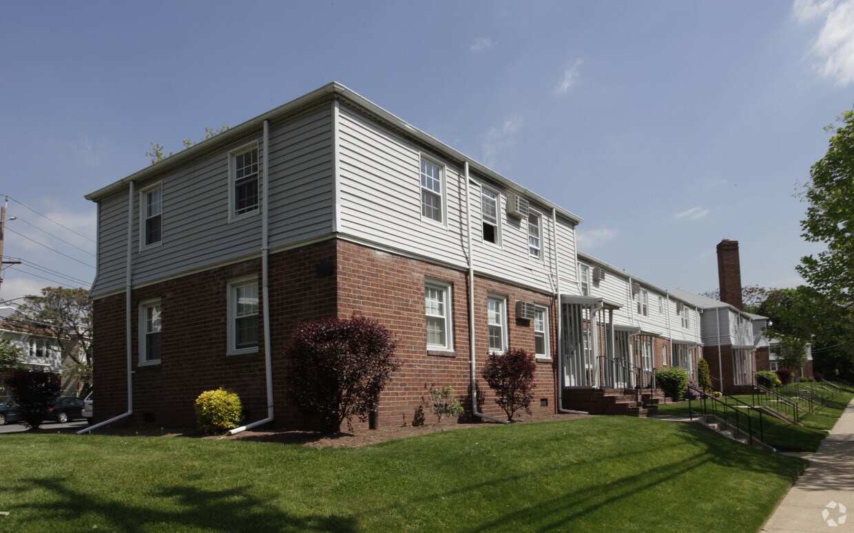Foto del edificio - Rosehill Apartments