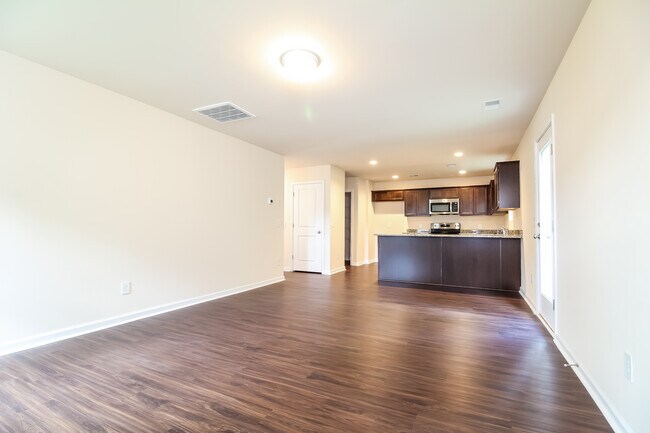 Foto del edificio - 212 Celebration Ave, Anderson, SC