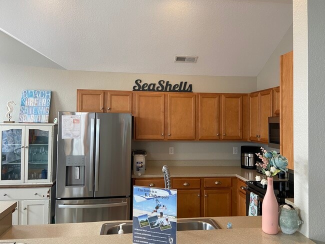 Building Photo - 750 Sea Horse Ct