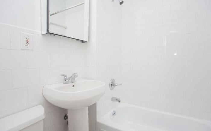 Building Photo - 1 bedroom in Manhattan  10010