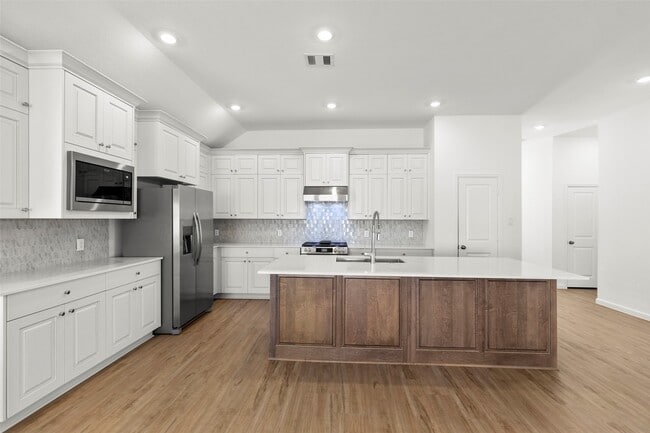 Building Photo - 30314 Tall Fescue Dr