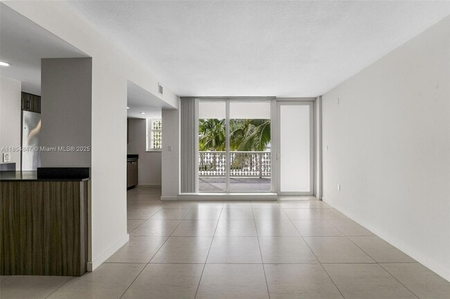 Foto del edificio - 910 West Ave
