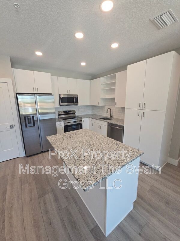 Foto del edificio - 701 Bates Ave SW