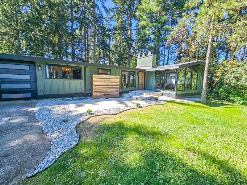 Primary Photo - 16741 37th Ave NE