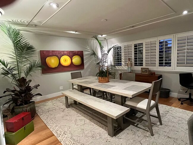 Building Photo - Rare prime waterfront home right on the San Mateo Lagoon, available August 15th!