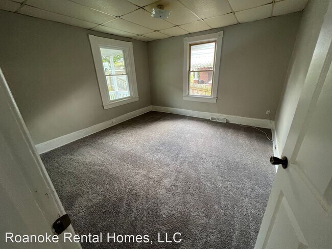Building Photo - 3 br, 1 bath House - 512 Madison Ave NW