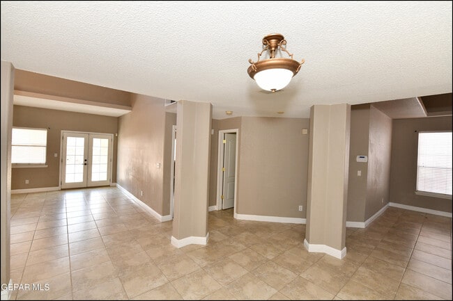 Building Photo - 7362 Luz De Dia Ct