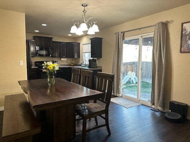 Photo - Beautiful Home Near Military Base in Lorson Ranch For Rent