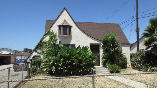Building Photo - 16417 S Denker Ave