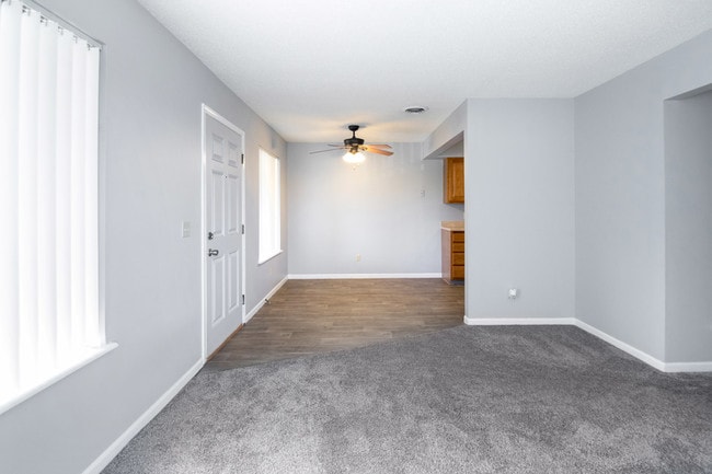 Renovated Dining & Living Room at Crystal Ridge Apartments in Davenport, IA - Crystal Ridge Apartments & Townhomes