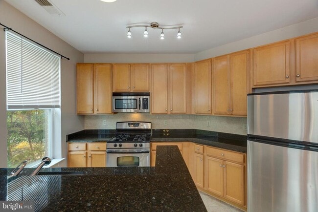 Foto del edificio - 2665 Prosperity Ave