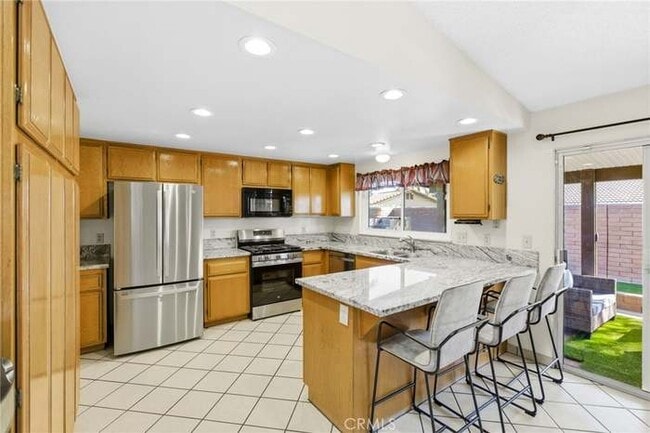 Building Photo - Single family home for rent