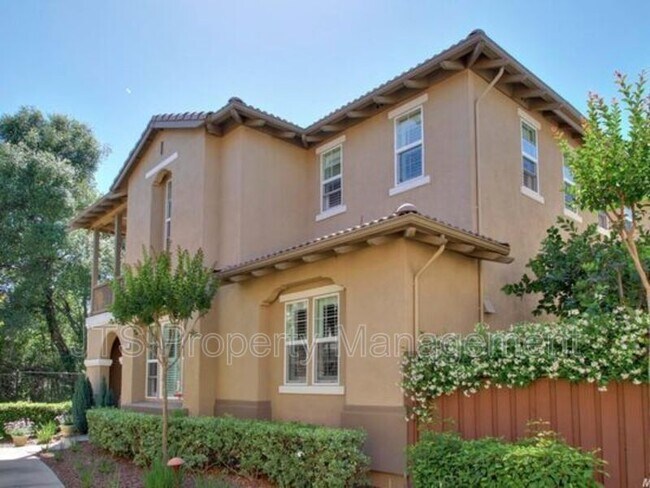 Foto del edificio - 217 Barnhill Dr