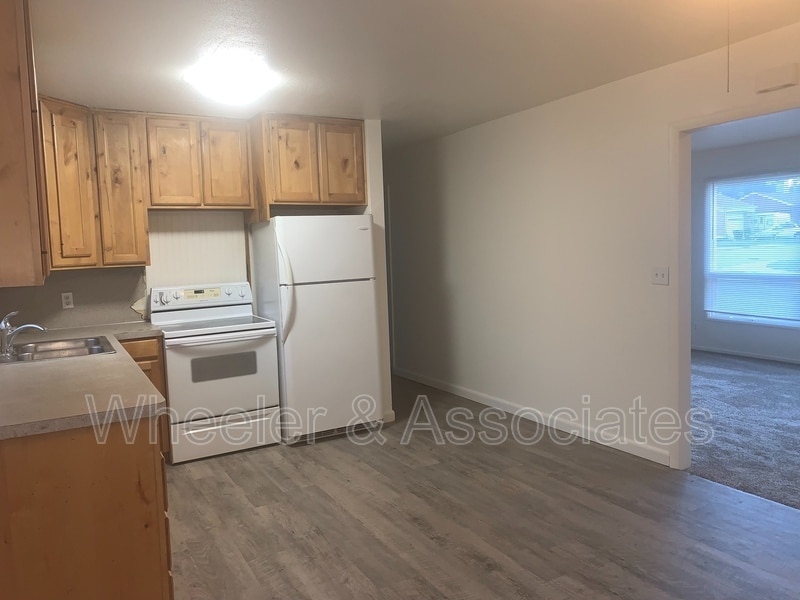 204 4500 S, Washington Terrace, UT 84405 House Rental in Washington