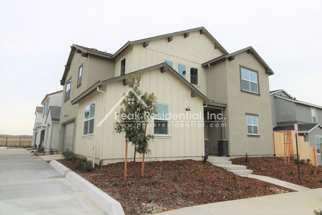 Primary Photo - 4 br, 3 bath House - 3180 Sunny Gate Ln