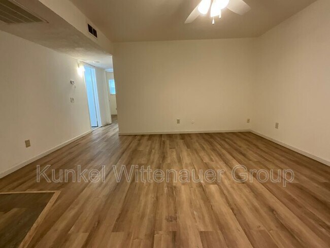 Foto del edificio - 1320 N 1st St