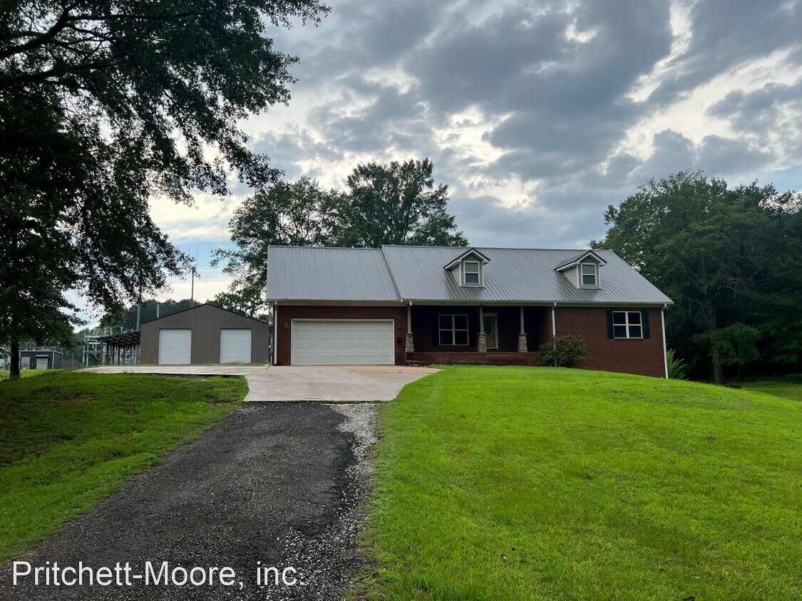 15146 Marina Dr, Northport, AL 35475 House Rental in Northport, AL