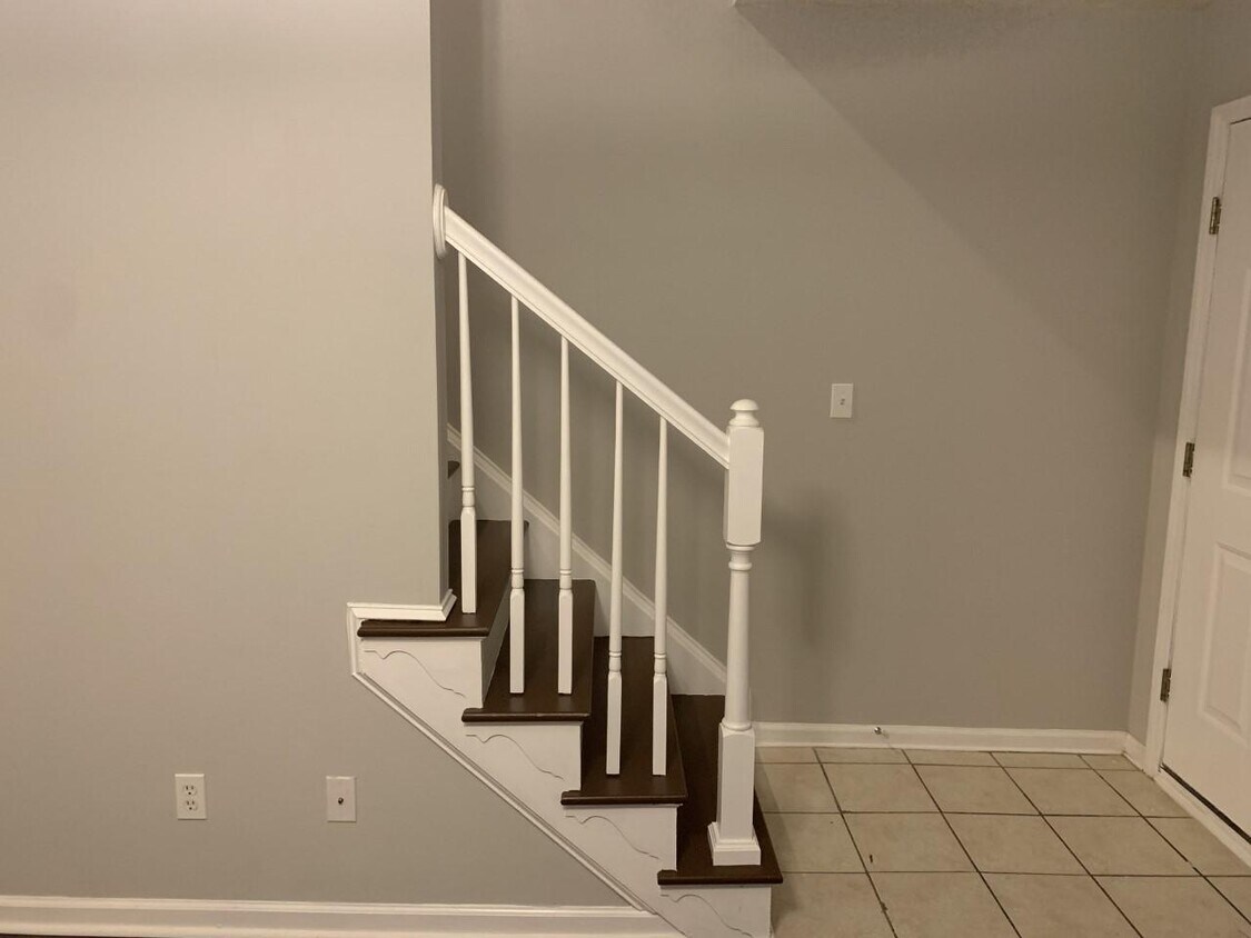 Foto del edificio - 3921 Sterling Pointe Dr
