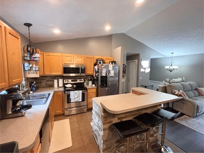 Kitchen - 723 Pat Ave NW