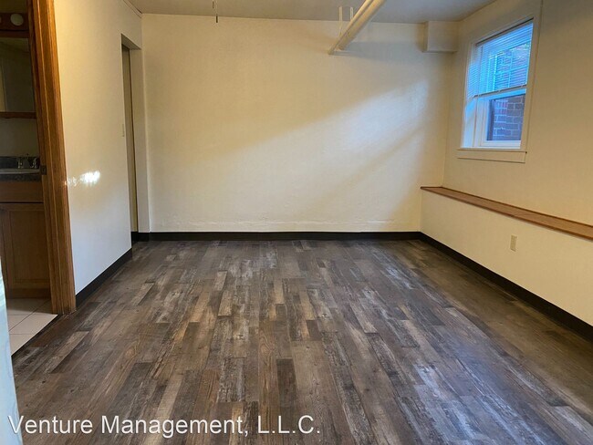 Building Photo - 650 16th St