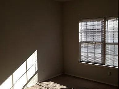 Building Photo - 3003 SW Deerfield Blvd