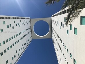 Building Photo - 55 SE 6th St