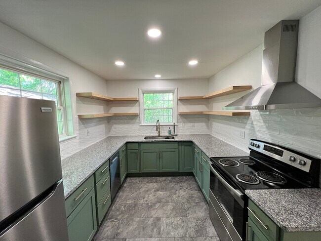 Kitchen new appliances - 9 Rhudy Rd