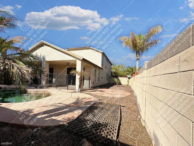 Foto del edificio - 4 br, 3.5 bath House - 13551 W San Juan Ave