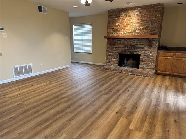 Foto del edificio - 927 Signal Ridge Pl