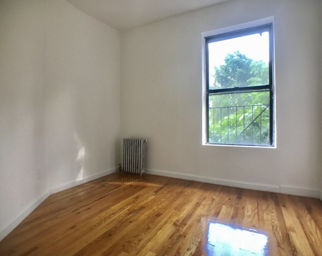 Foto del edificio - 504 W 159th St