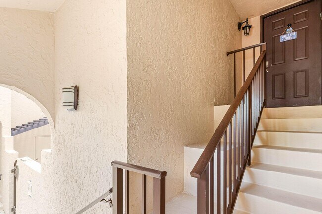 Foto del edificio - 210 Captains Walk