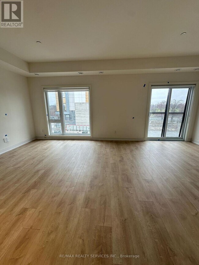 Building Photo - 16 Melbourne Ave