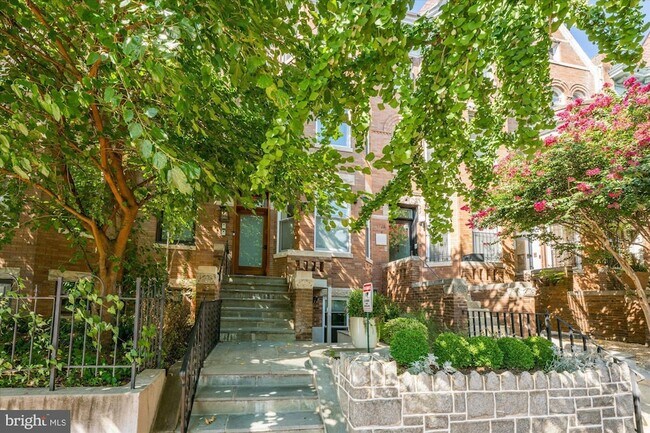 Foto del edificio - 1777 T St NW