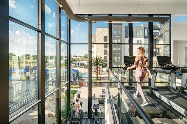 Building Photo - Vitruvian West