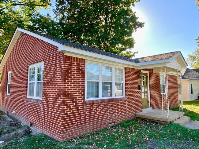 Building Photo - Beautifully Remodeled Brick Home
