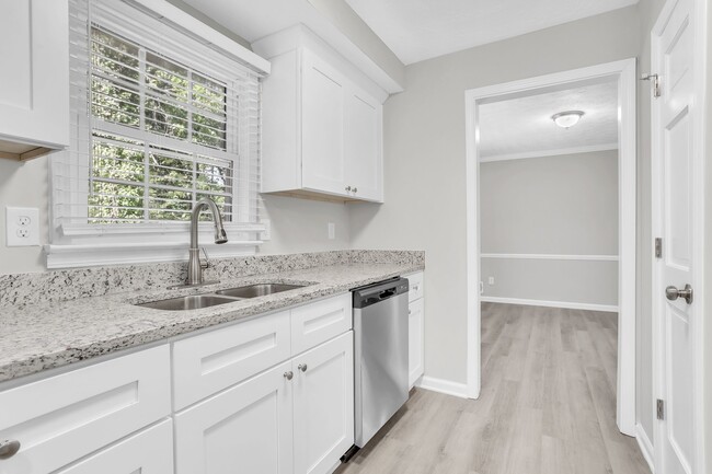 Building Photo - 4447 Nantucket Cove Ct