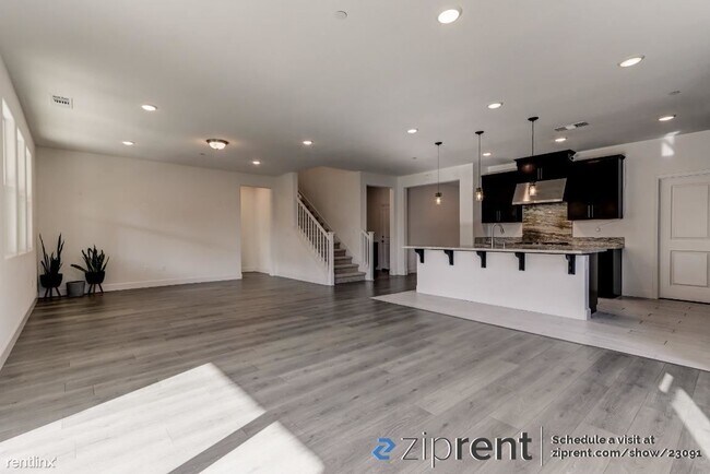 Foto del edificio - 4 br, 4 bath House - 2270 Frank Blondin Ln...